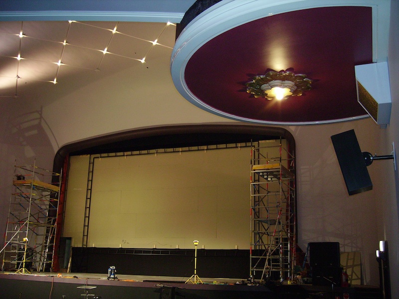 Screen installation by Specialty Cinema